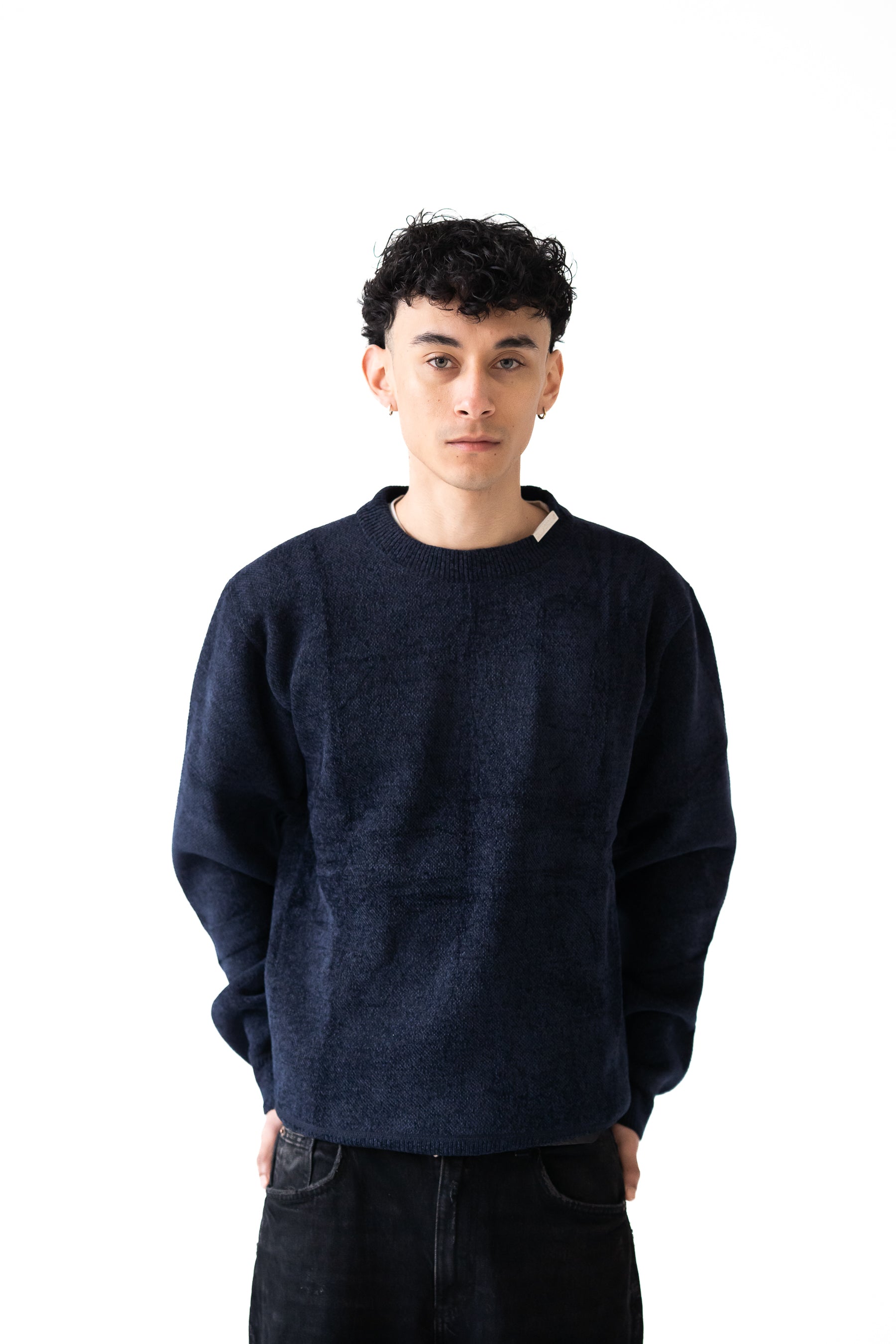 STEEL BADGE NAVY KNIT