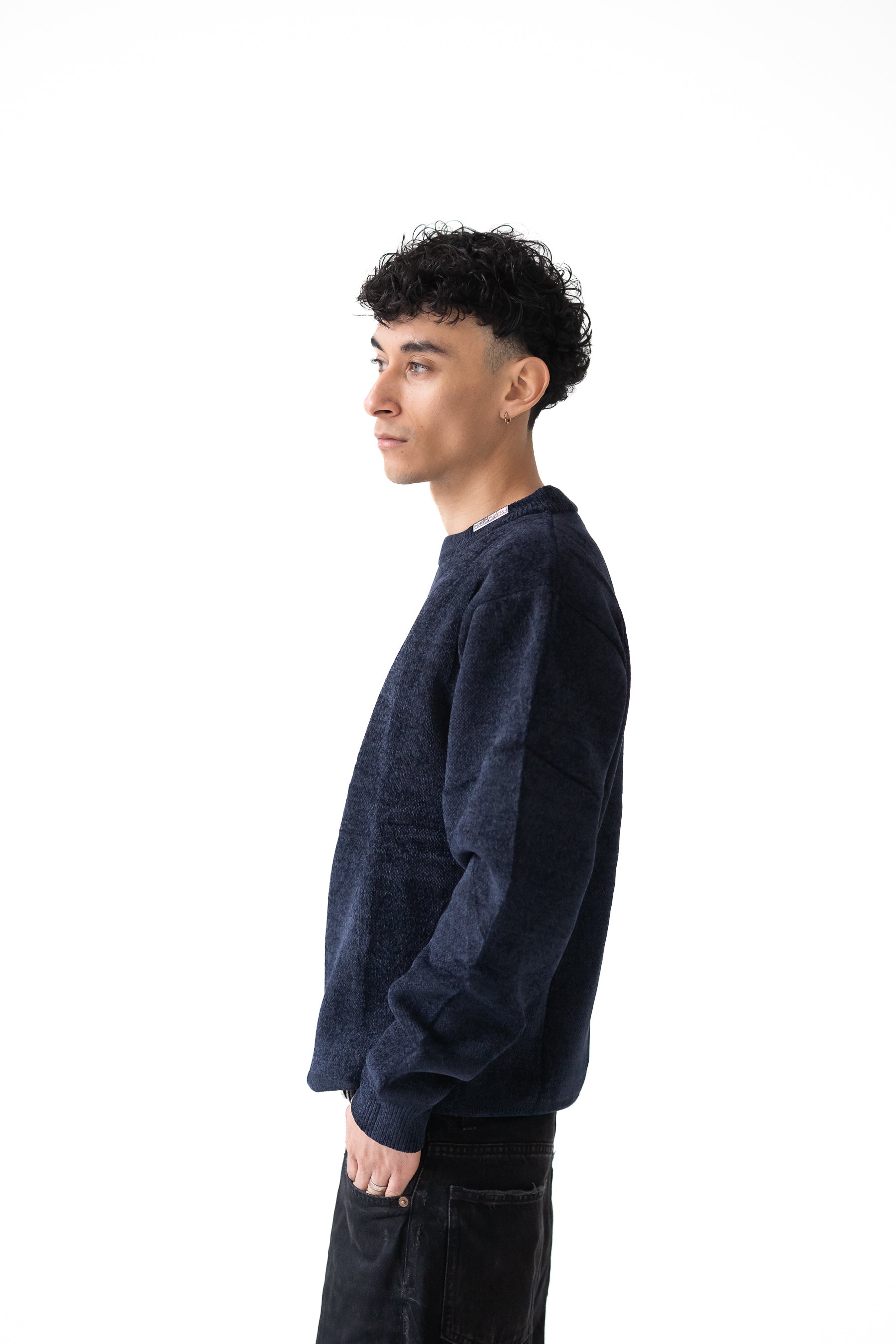 STEEL BADGE NAVY KNIT