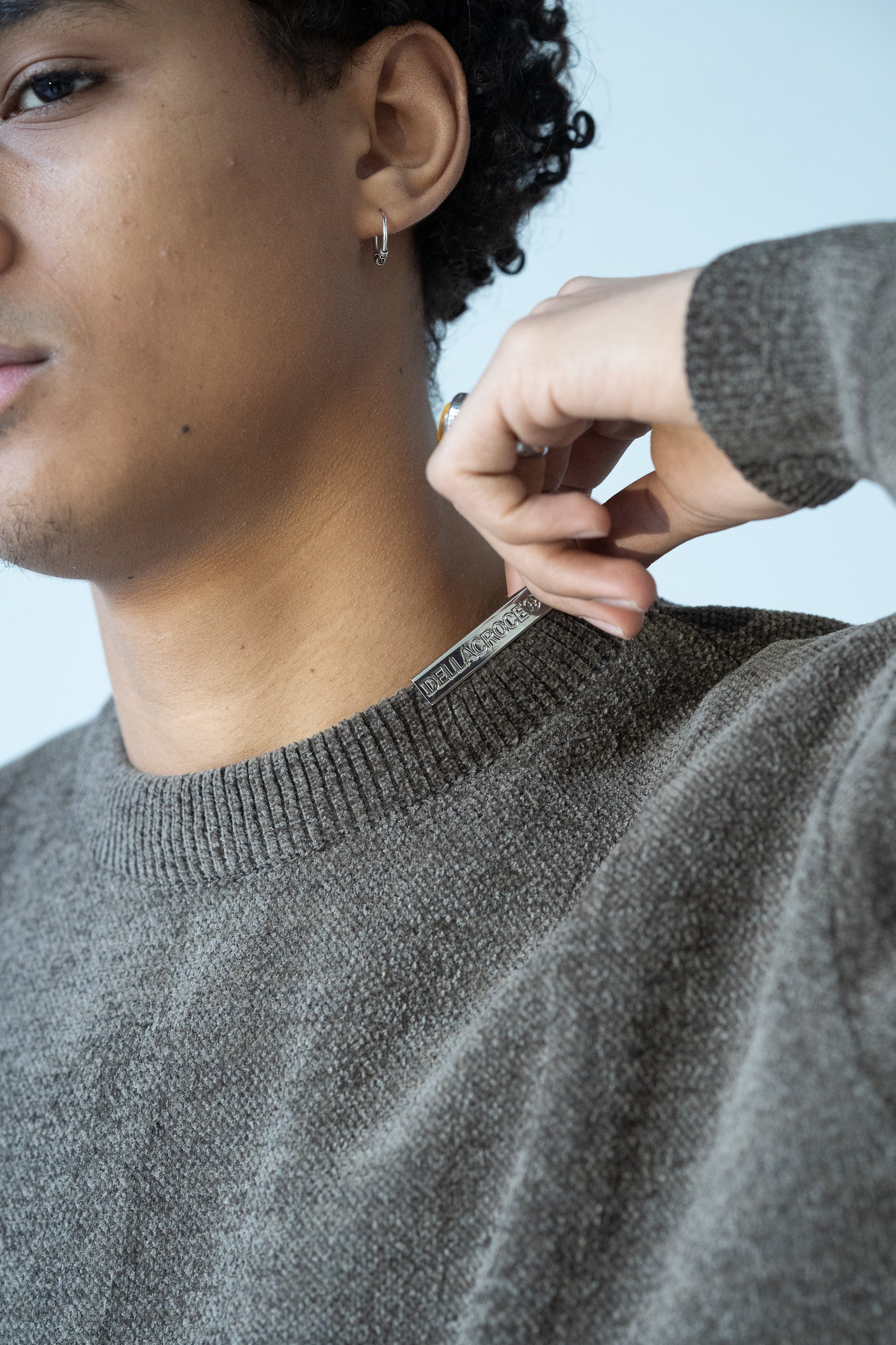 STEEL BADGE MOKA KNIT