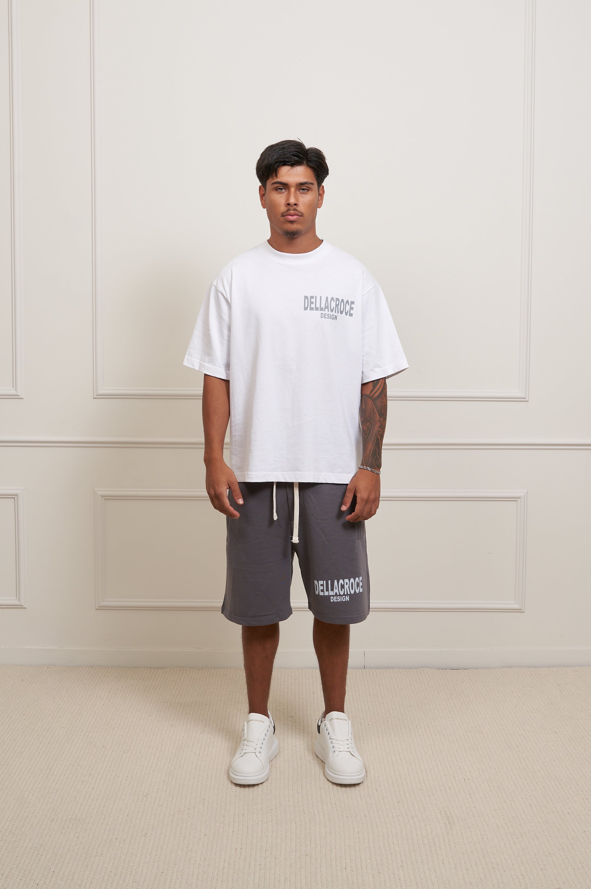 DS26 WHITE TEE