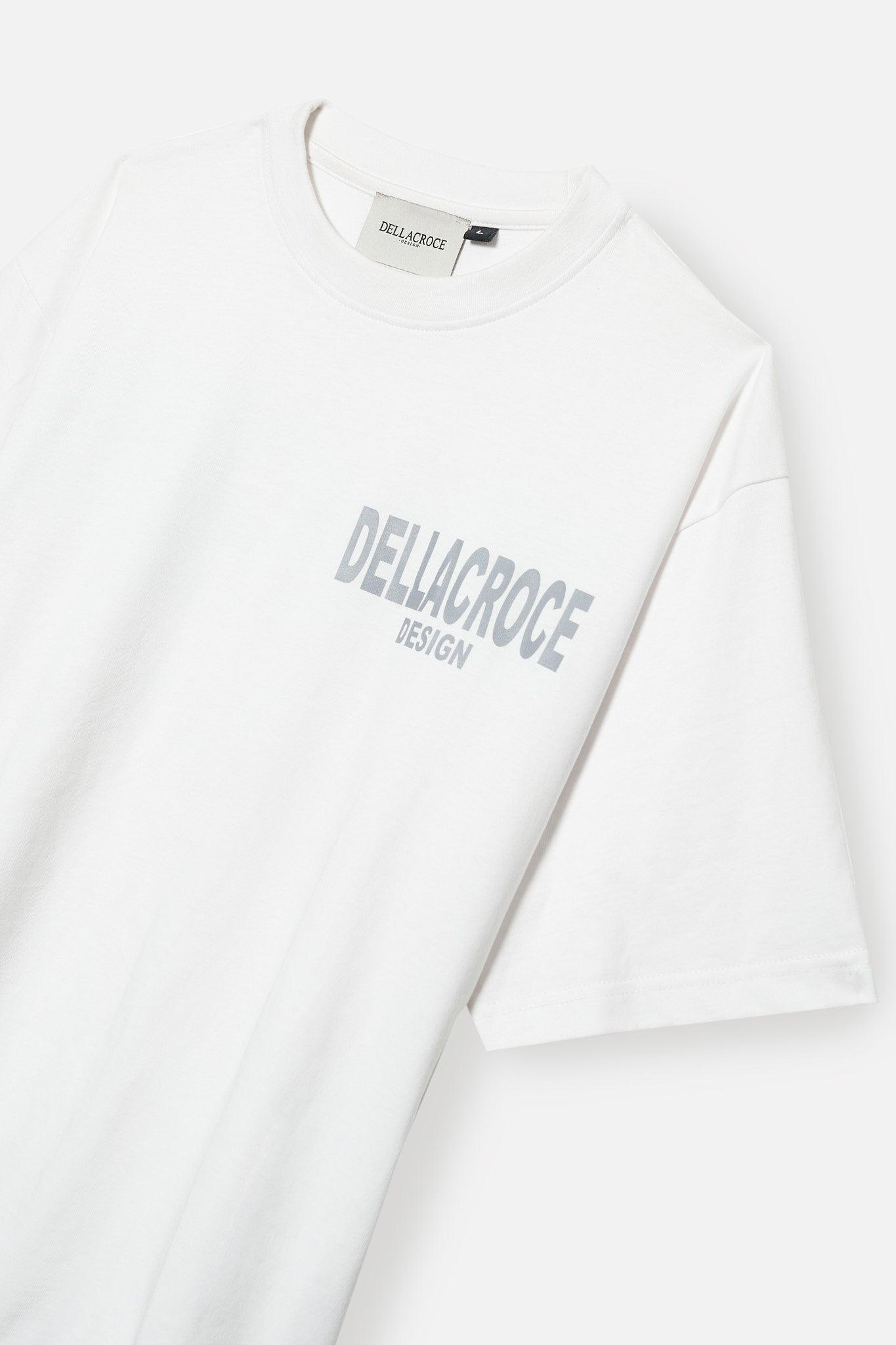 DS26 WHITE TEE