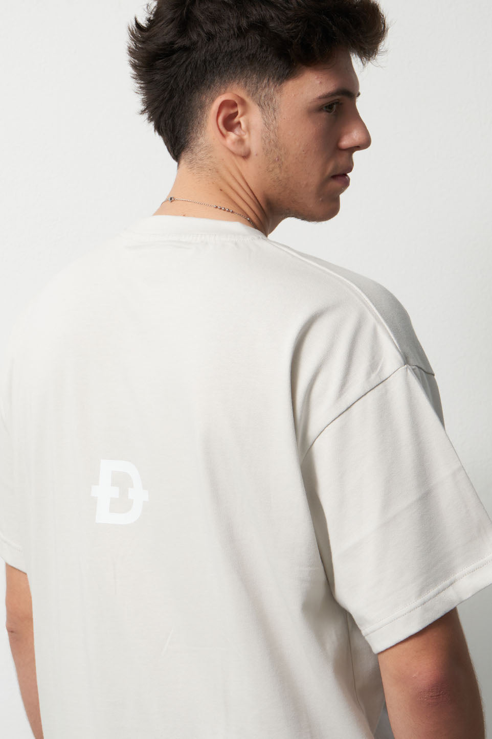 BASIC GLACERY GRAY BOXY TEE